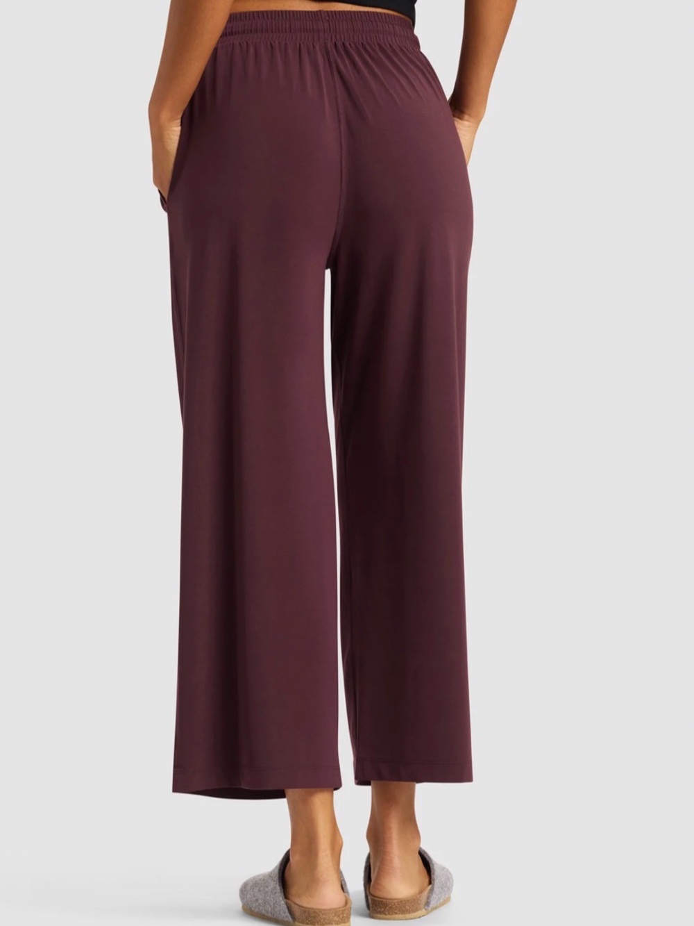 New Cozy Earth Studio Cropped Wide Leg Pant Medium MSRP $98 Raisin - Picture 2 of 6